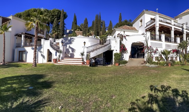 RANCHO PARAISO CASTLE